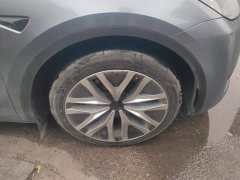 Tesla Model Y Rear-Wheel Drive - ფოტო 6