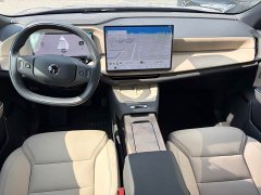 Volvo XC70 Plug-in Hybrid 2026 AWD Extended Range Core - ფოტო 9