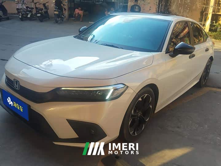 Honda Civic 240TURBO CVT Fuel Dynamic Edition