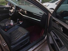 Volkswagen Passat 330TSI Luxury - ფოტო 8