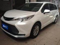 Toyota Sienna 2021 2.5L Hybrid Premium Edition - ფოტო 1