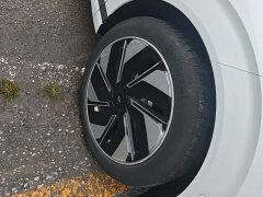 BYD eπ008 210Max Extended Range 6-Seater - ფოტო 6