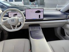 Buick Zhijing L7 Extended Range Avvia - ფოტო 12
