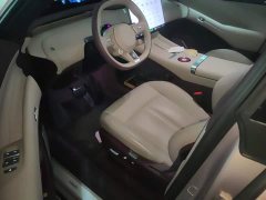 Xiaomi YU7 Rear-Wheel Drive Standard Edition - ფოტო 9
