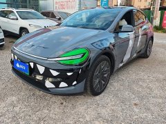 Tesla Model Y L 2025 Long Range All-Wheel Drive - ფოტო 1