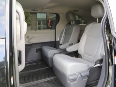 Toyota Emgrand 2.5L Gravia 2.5L Hybrid Comfort Edition - ფოტო 14