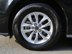 Toyota Emgrand 2.5L Gravia 2.5L Hybrid Comfort Edition - ფოტო 17
