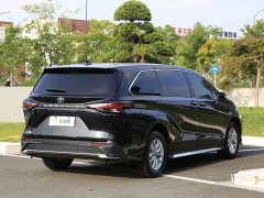 Toyota Emgrand 2.5L Gravia 2.5L Hybrid Comfort Edition - ფოტო 20