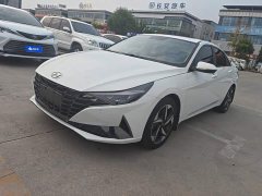 Hyundai Elantra 1.5L CVT GLX Elite - ფოტო 1