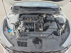 Hyundai Elantra 1.5L CVT GLX Elite - ფოტო 10