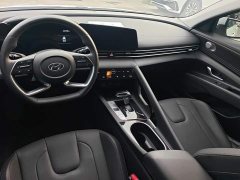 Hyundai Elantra 1.5L CVT GLX Elite - ფოტო 12