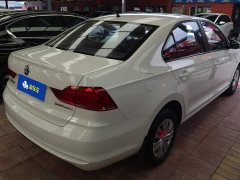 Volkswagen Santana 1.5L Manual Fashion Edition - ფოტო 3