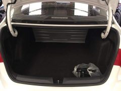Volkswagen Santana 1.5L Manual Fashion Edition - ფოტო 4