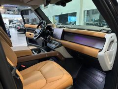 Land Rover Defender 110 3.0T P400 Dark Edition - ფოტო 9