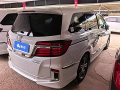 Honda Elysion 2.0L Hybrid Elite Edition - фото 3