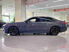 BMW i7 2023 eDrive50L Premier Luxury Package - ფოტო 3