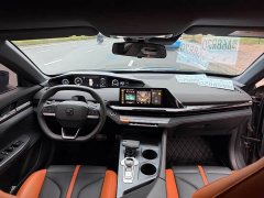 Changan UNI-V 2024 1.5T Premium Sport - ფოტო 7