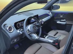 Mercedes-Benz GLB 220 Fashion Edition - ფოტო 16