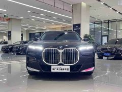 BMW 7 Series 735Li M Sport Package - ფოტო 2