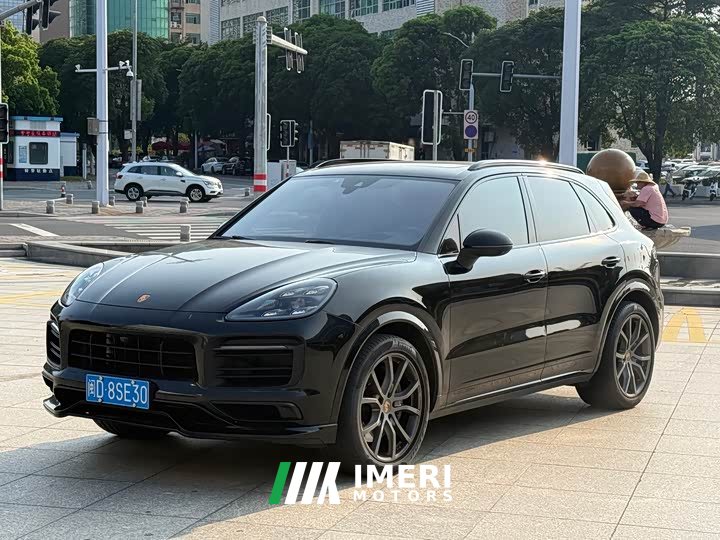 Porsche Cayenne S 2.9T Platinum Edition