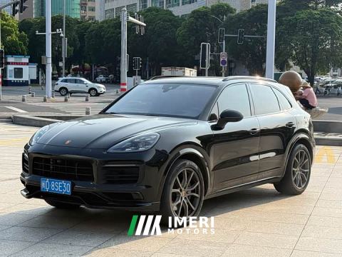 2023 Porsche Cayenne S 2.9T Platinum Edition