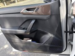 Volkswagen Touareg 280TSI FWD Luxury Plus - ფოტო 7