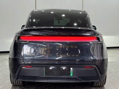 Tesla Model Y Rear-Wheel Drive - ფოტო 14