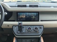 Land Rover Defender 2020 110 P400 HSE - ფოტო 11