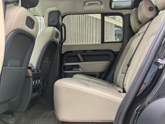 Land Rover Defender 2020 110 P400 HSE - ფოტო 12