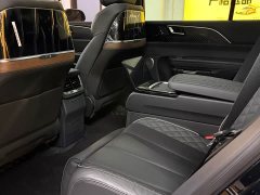 FAW Red Flag E-HS9 660km Range Flagship Edition Four-Seater - ფოტო 8