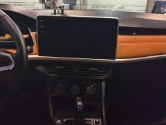 Volkswagen Bora 200TSI DSG Comfort Edition - ფოტო 13