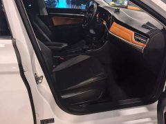 Volkswagen Bora 200TSI DSG Comfort Edition - ფოტო 8