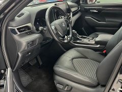 Toyota Crown Land Cruiser Crown Venza 2.5L HEV AWD Premium - фото 4
