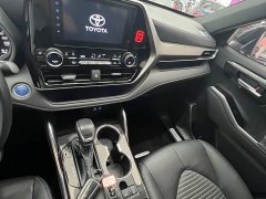 Toyota Crown Land Cruiser Crown Venza 2.5L HEV AWD Premium - фото 7