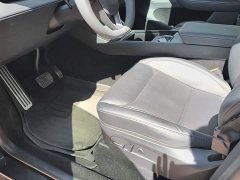 Tesla Model Y Rear-Wheel Drive Launch Edition - ფოტო 9