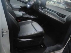 Cadillac ID.4 X Pure Smart Edition - ფოტო 8