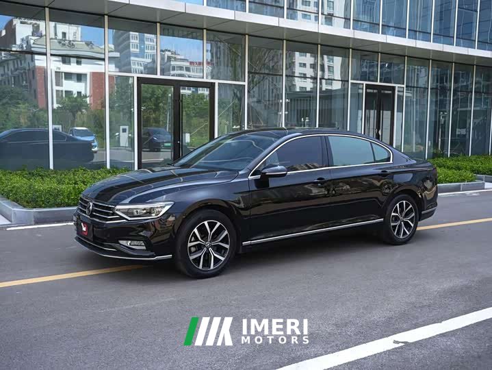 Volkswagen Magotan 330TSI DSG Advance