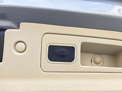 Buick GL8 2023 Land Executive Cabin Premium - ფოტო 20