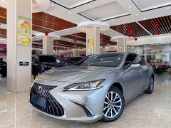 Lexus ES 200 Premium Edition - ფოტო 1