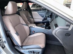 Lexus ES 200 Premium Edition - ფოტო 12