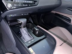 Lexus ES 200 Premium Edition - ფოტო 13