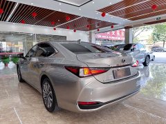 Lexus ES 200 Premium Edition - ფოტო 6