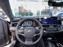 Lexus ES 200 Premium Edition - ფოტო 8