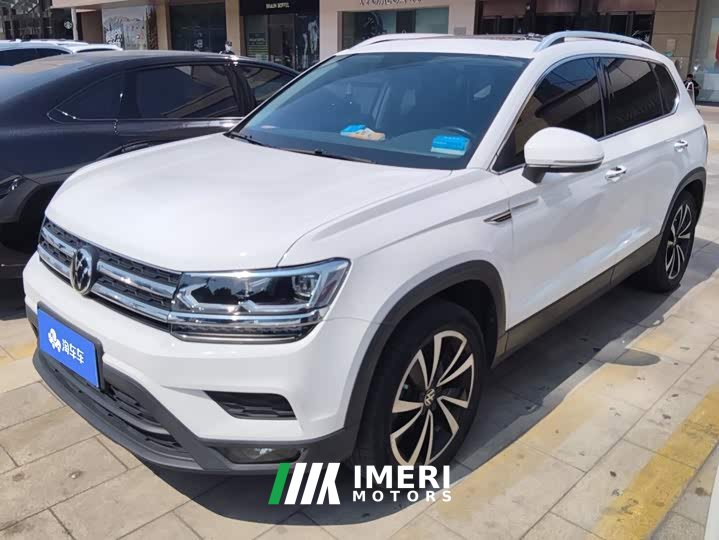 Volkswagen Touareg 280TSI FWD Luxury Plus - ავტომობილი ჩინეთიდან