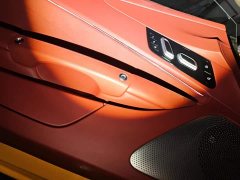 SAIC MG Cyberster 2024 520km Legend AWD Red Soft Top - ფოტო 7