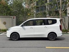 Wuling Hongguang New Energy 2025 Extended-Range Hybrid 50KM Comfort - ფოტო 3