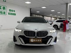 BMW 5 Series 525Li M Sport Package - ფოტო 2