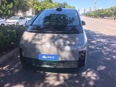 Li Auto Li Xiang MEGA Ultra - ფოტო 2