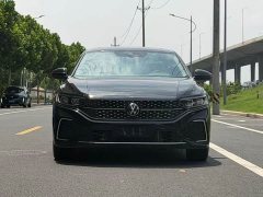 Volkswagen Passat 380TSI Luxury - ფოტო 2