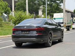 Volkswagen Passat 380TSI Luxury - ფოტო 9